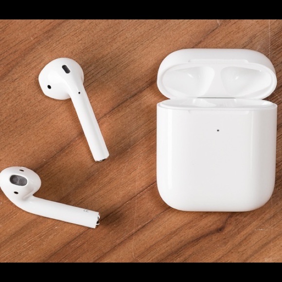 Apple AirPods